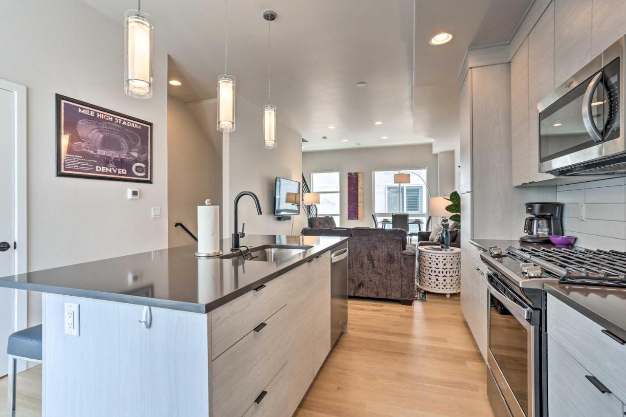 Trendy Denver Townhome - Walk To Mile High Stadium エクステリア 写真