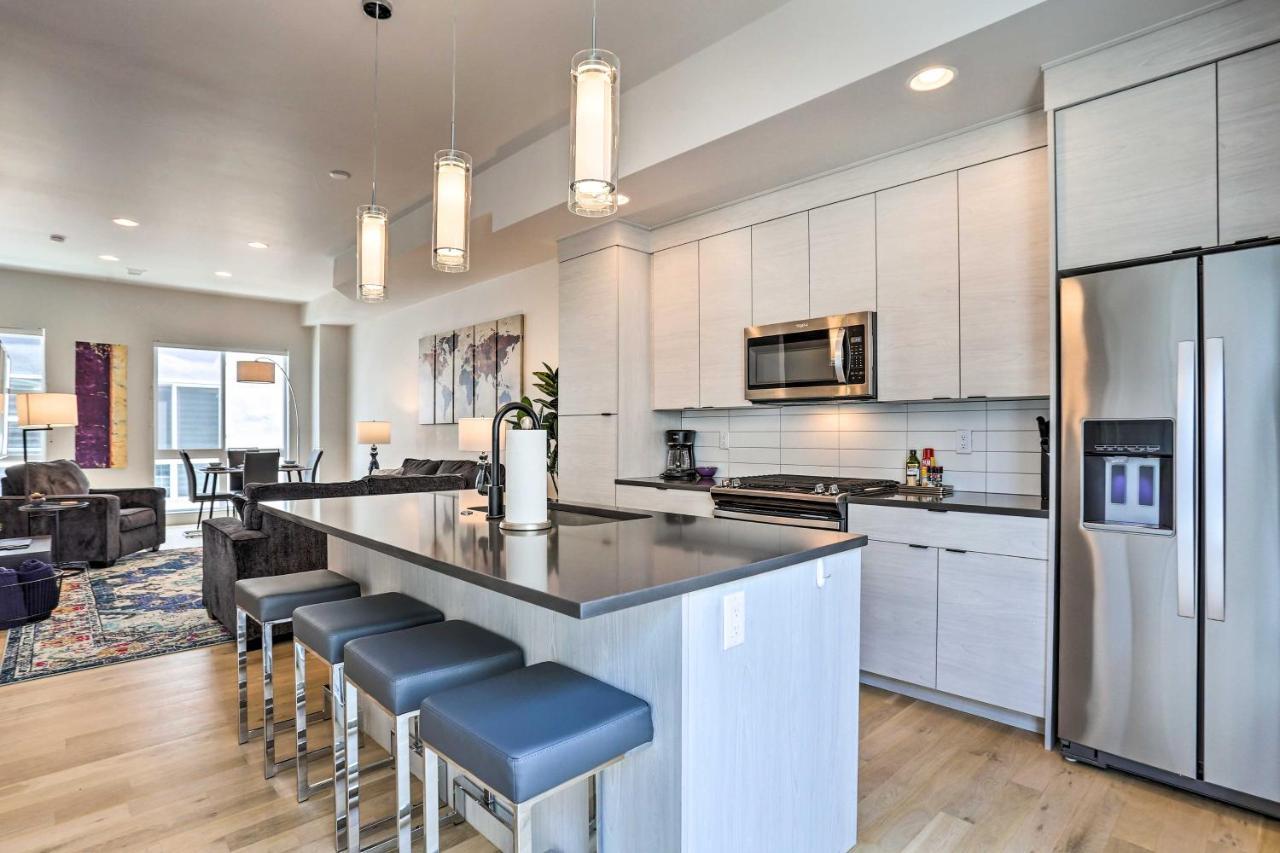 Trendy Denver Townhome - Walk To Mile High Stadium エクステリア 写真
